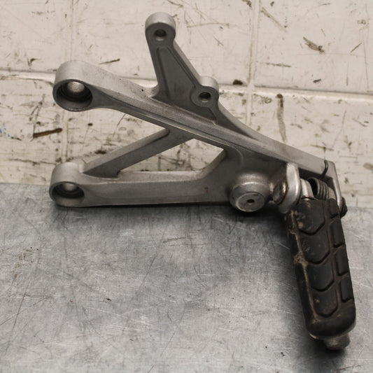 2000 Honda CBR600F4 LEFT REARSET REAR SET DRIVER FOOT PEG REST STOP BB552