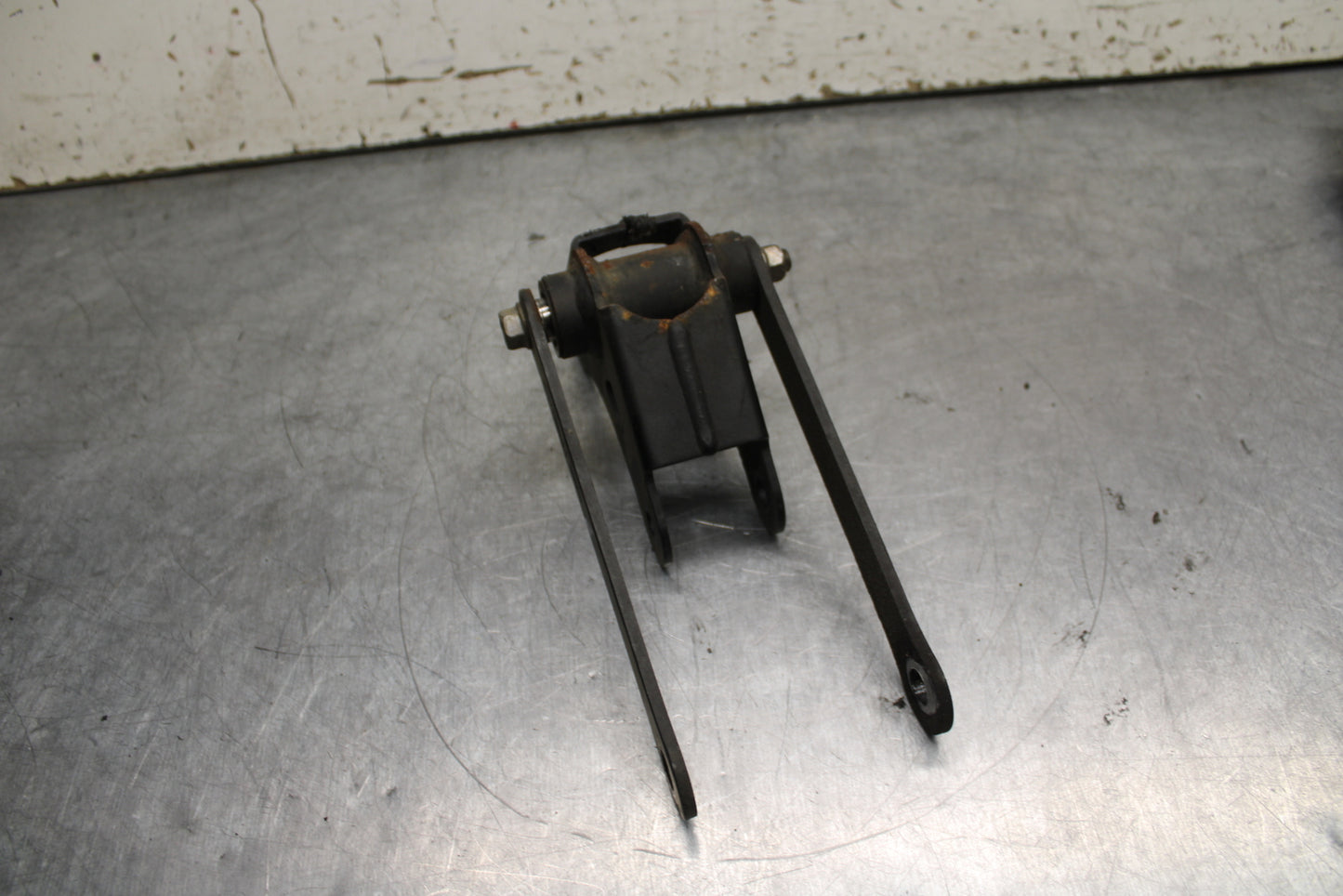 19-22 KAWASAKI Z400 REAR DOGBONE SHOCK LINKAGE LINK BB738