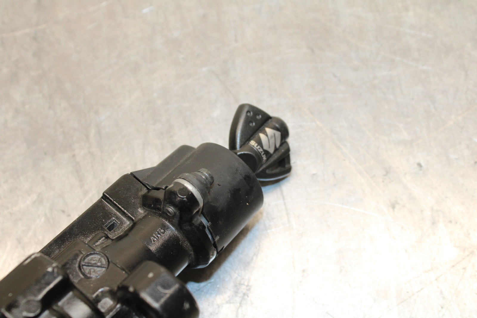 11-17 SUZUKI GSXR600 IGNITION LOCK W KEY BB132