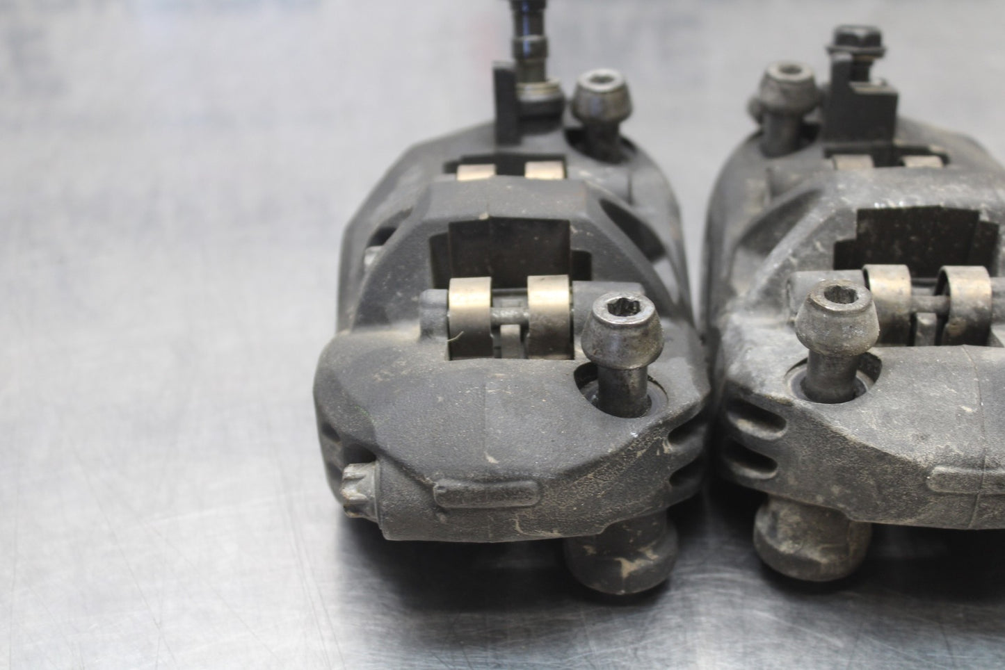 07-08 KAWASAKI NINJA ZX6R RIGHT LEFT FRONT BRAKE CALIPER SET PAIR CALIPERS BB203