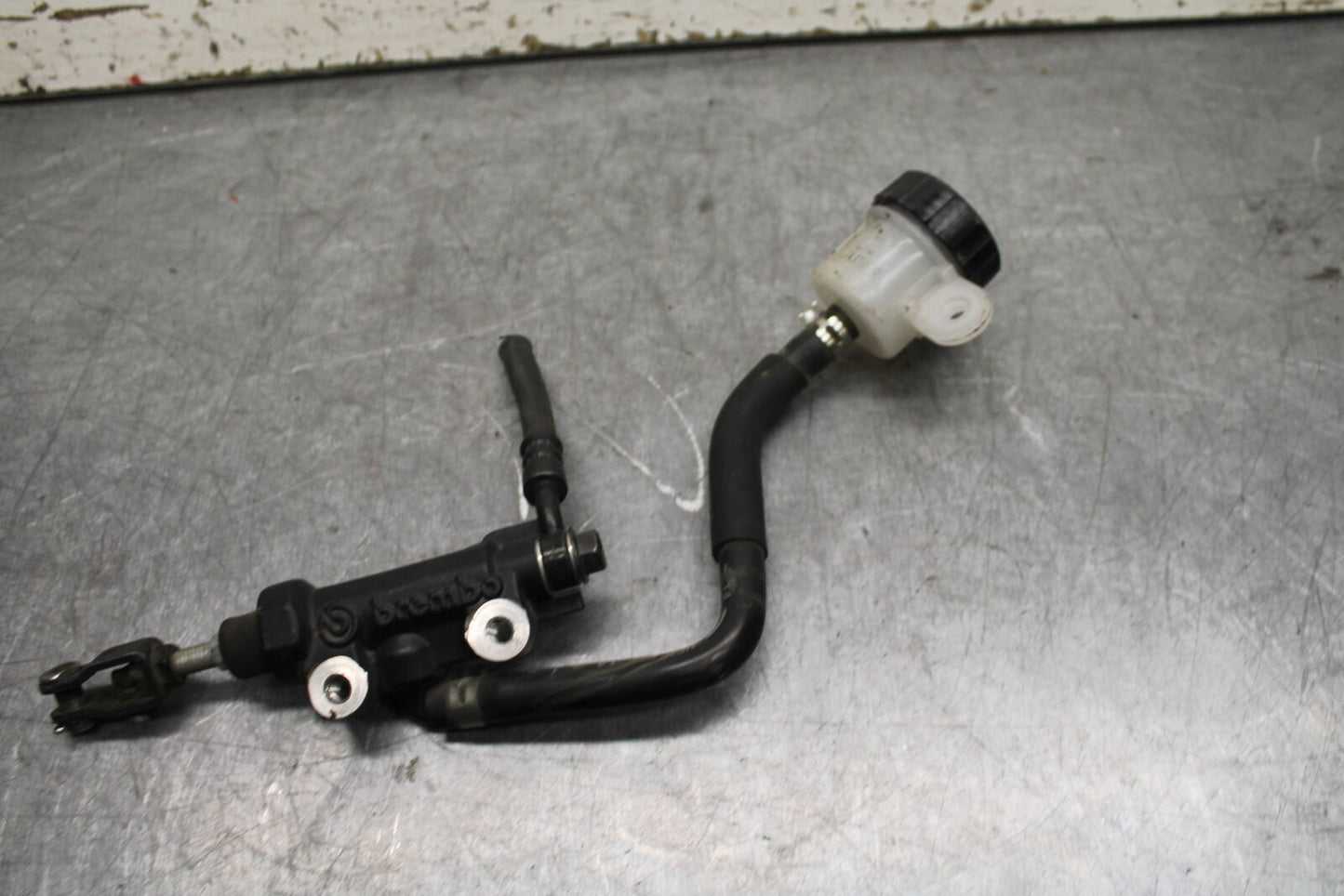 09-15 YAMAHA FZ6R REAR BACK BRAKE MASTER CYLINDER W RESERVOIR BB719