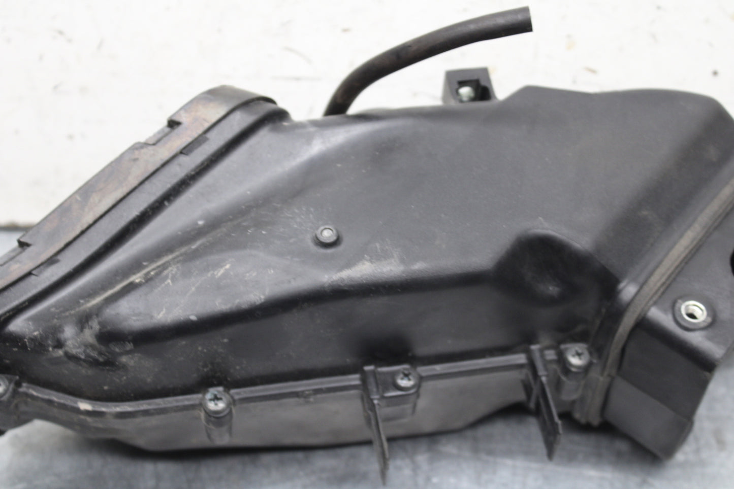 16 KAWASAKI NINJA ZX10R RAM AIR INTAKE TUBE DUCT 39045-0041 BB650