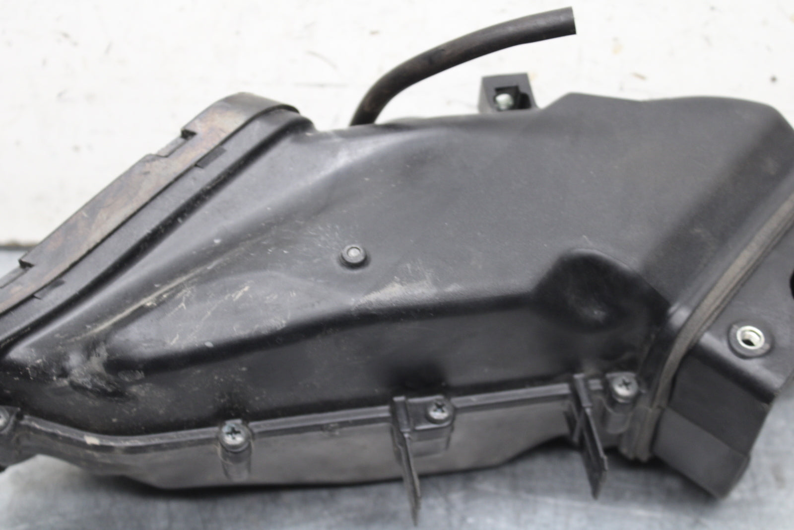 16 KAWASAKI NINJA ZX10R RAM AIR INTAKE TUBE DUCT 39045-0041 BB650