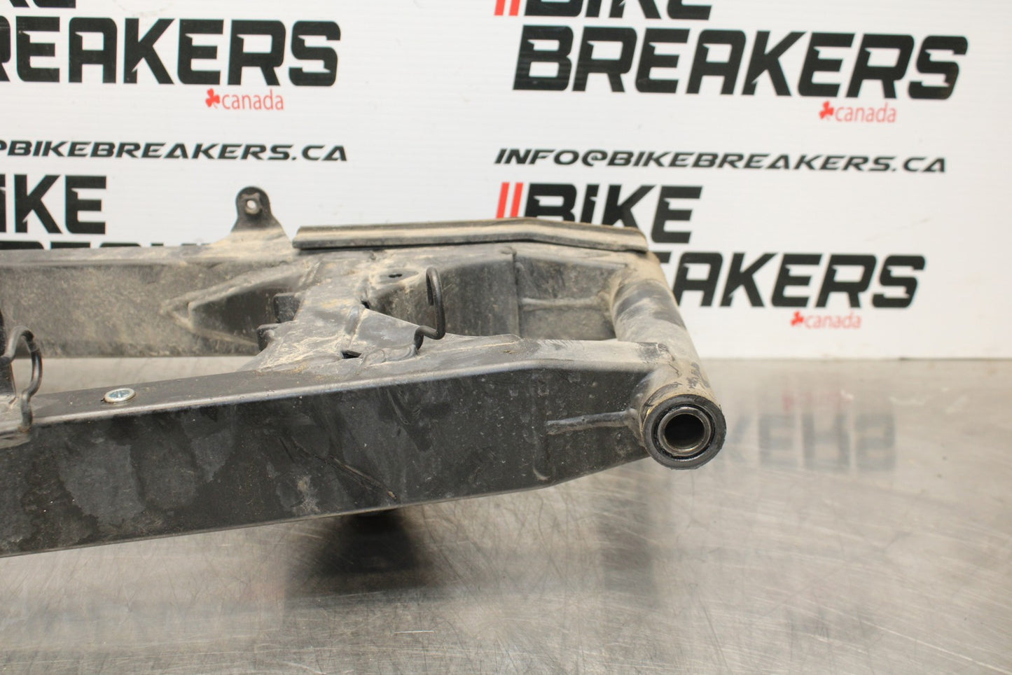 13-17 KAWASAKI NINJA 300 EX300 ABS REAR SWINGARM BACK SUSPENSION SWING ARM BB187