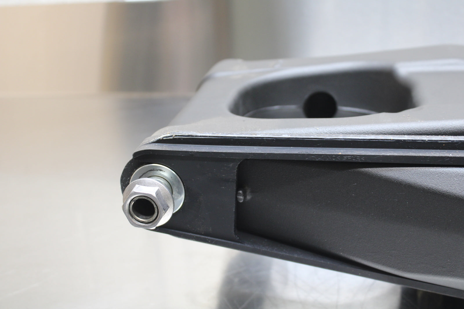 23-24 KAWASAKI NINJA ZX14R REAR SWINGARM BACK SUSPENSION SWING ARM BB141