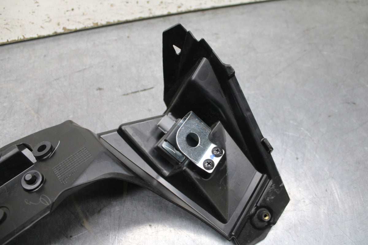 24 KAWASAKI NINJA 500 ABS FRONT UPPER INNER GAUGE COWL FAIRING/ W USB BB744
