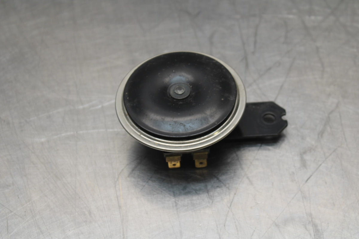 22-25 YAMAHA YZF R7 HORN SIGNAL BB769