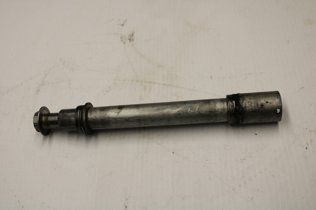 04-05 HONDA CBR1000RR FRONT WHEEL RIM AXLE PIVOT BOLT BB242