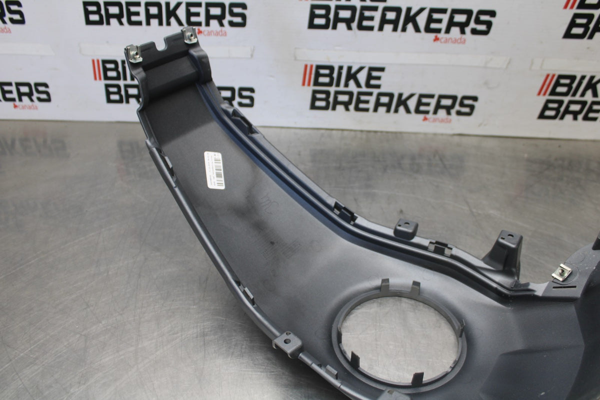 20-23 BMW F900R GAS TANK FUEL CELL COVER FAIRING COWL BB923