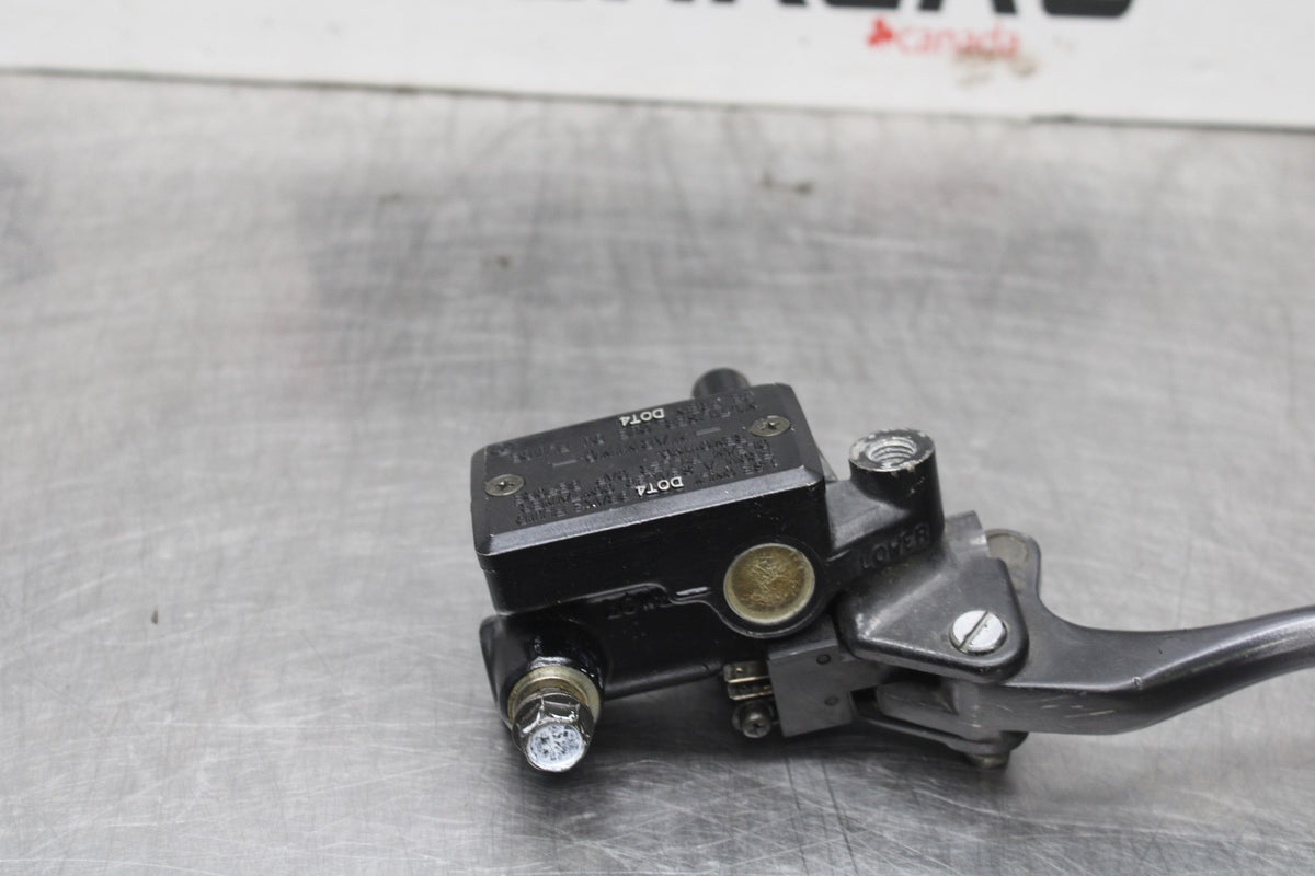 84 HONDA INTERCEPTOR 1000 VF1000F HYDRAULIC CLUTCH MASTER CYLINDER  BB878