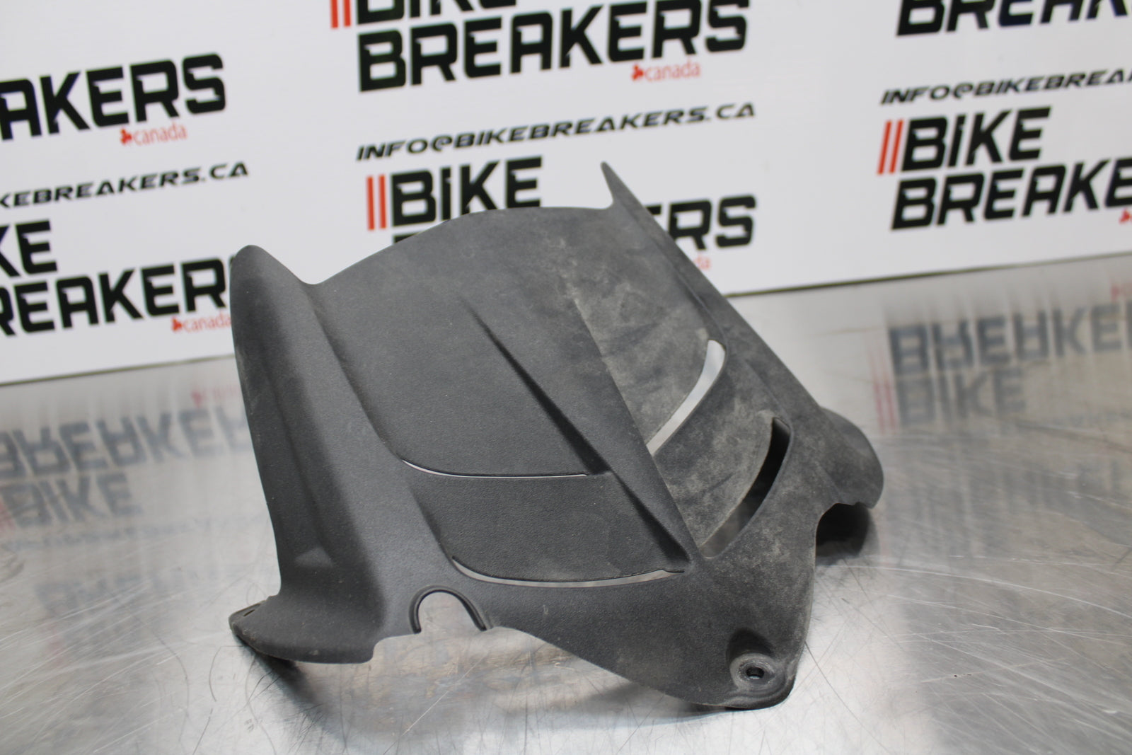 13-18 KAWASAKI NINJA ZX6R REAR BACK WHEEL TIRE HUGGER FENDER BB143