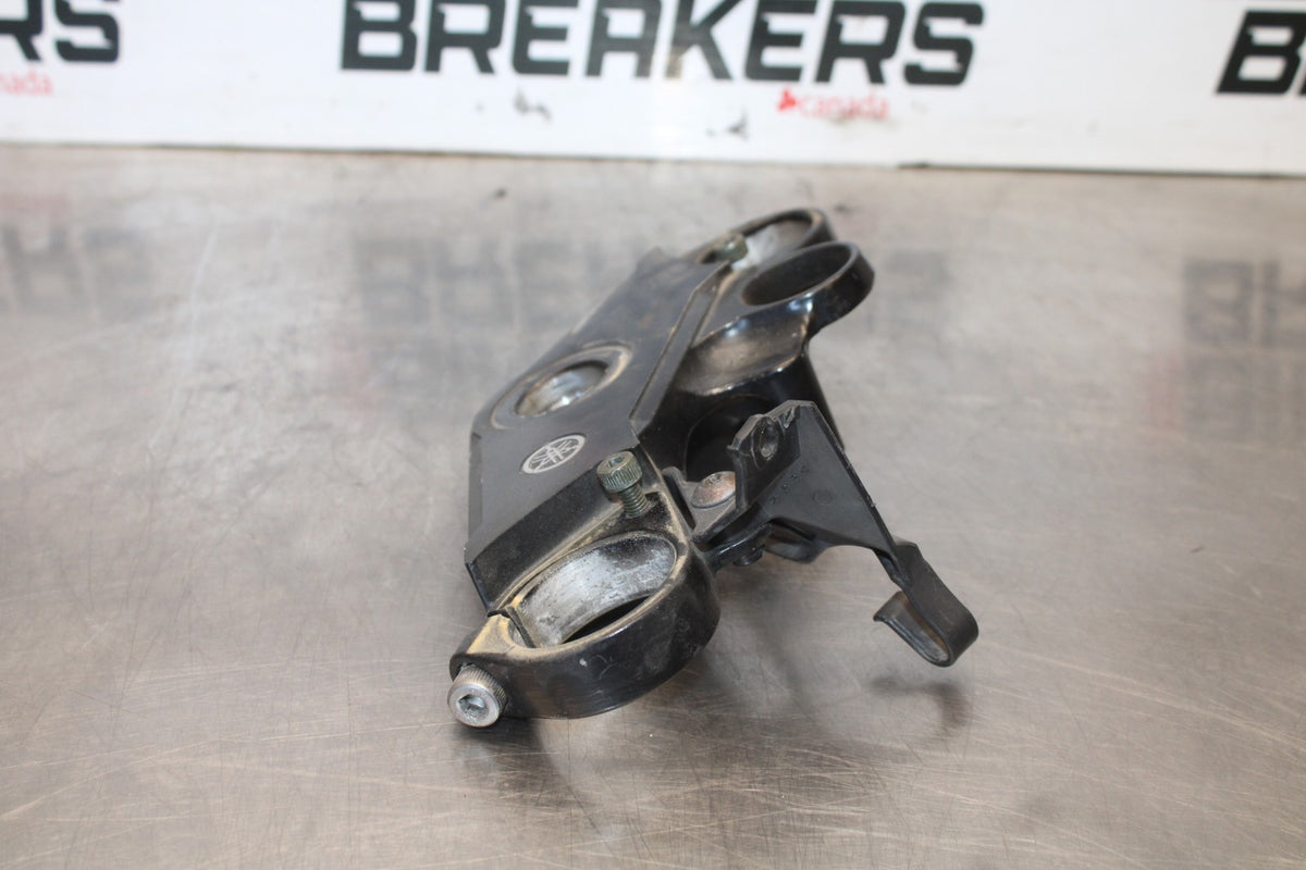 03-04 YAMAHA YZF R6 FORKS UPPER TRIPLE TREE CLAMP BB890