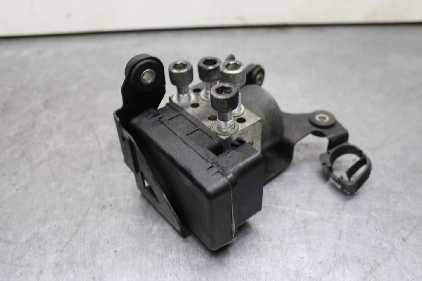 13-18 KAWASAKI NINJA ZX6R ABS PUMP UNIT MODULE BB118