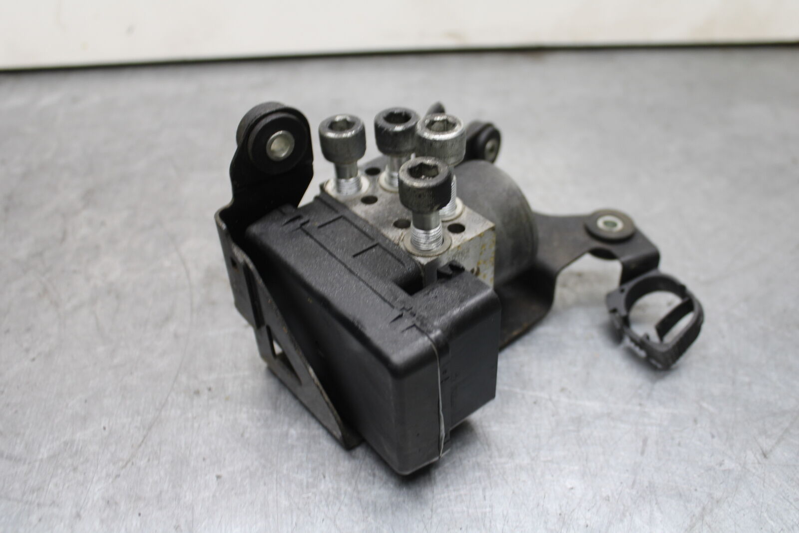 13-18 KAWASAKI NINJA ZX6R ABS PUMP UNIT MODULE BB118