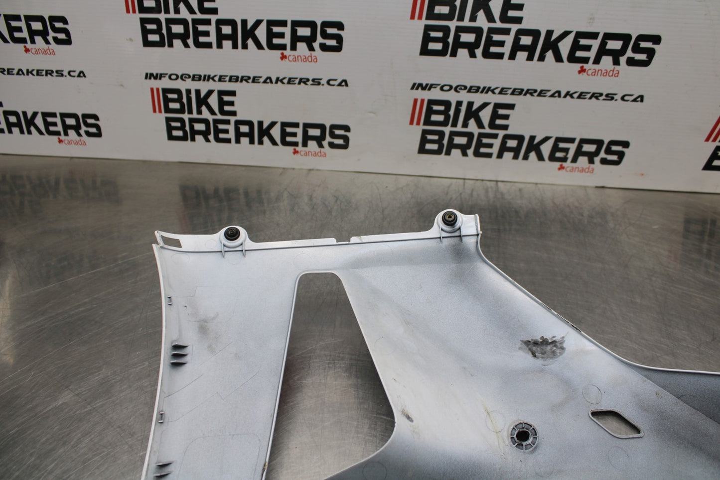 13-24 HONDA CBR600RR RIGHT LOWER BOTTOM BELLY SIDE FAIRING COWL  BB772