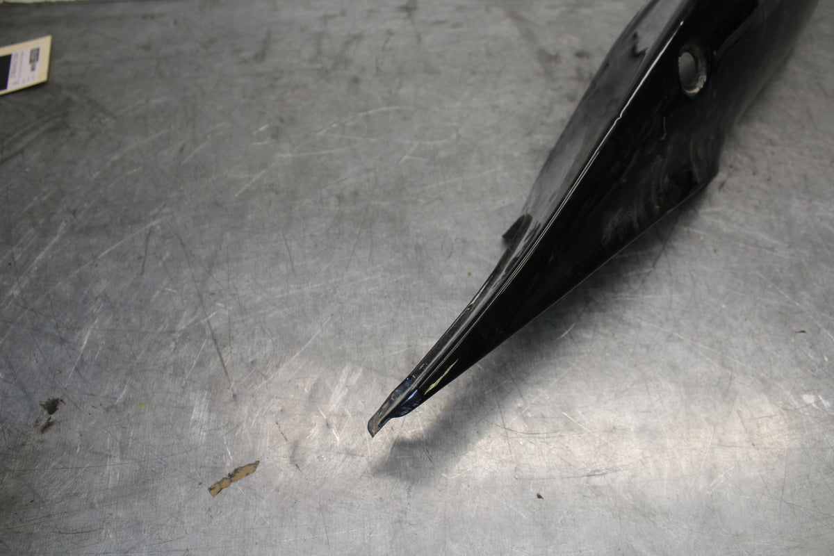 06-07 SUZUKI GSXR 600 LEFT REAR BACK TAIL FAIRING COWL SHROUD BB694