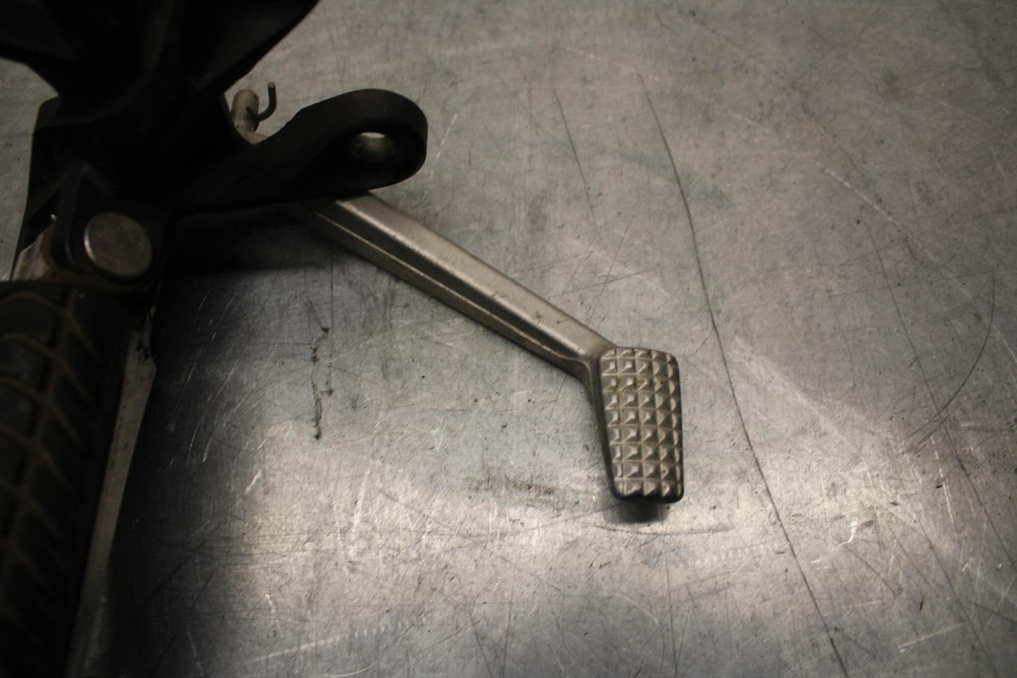 2012 Kawasaki Ninja ZX14R ZX1400E RIGHT REARSET REAR SET DRIVER FOOT PEG REST BB