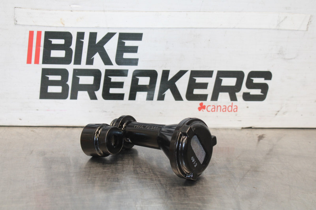 25 KAWASAKI Z900 ENGINE INNER OIL FILTER PICKUP SCREEN BB928