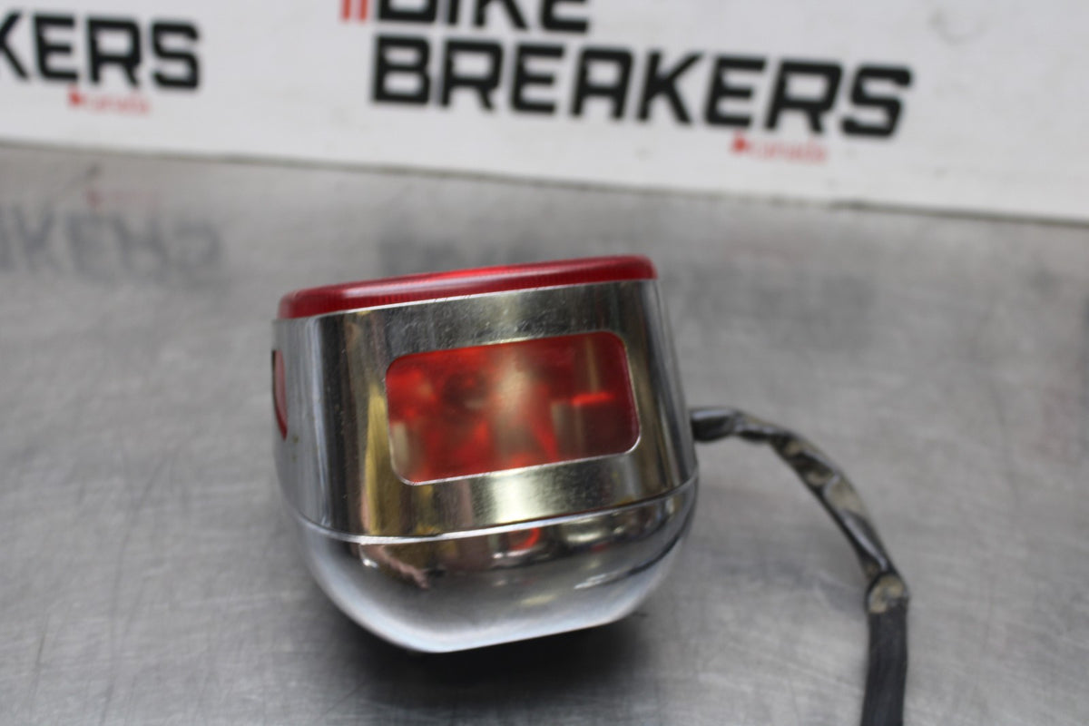 08 YAMAHA V STAR 1100 XVS1100AW CLASSIC TAILLIGHT REAR TAIL BRAKE LIGHT BB916