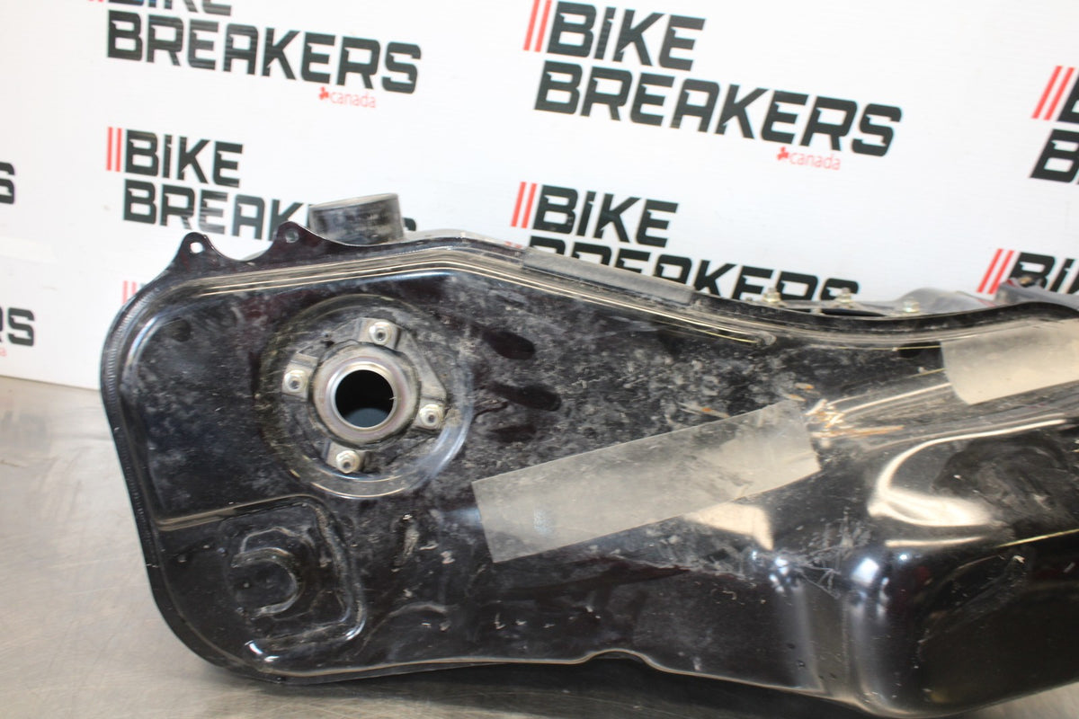 88-00 HONDA GOLDWING 1500 GAS TANK FUEL PETROL RESERVOIR BB883