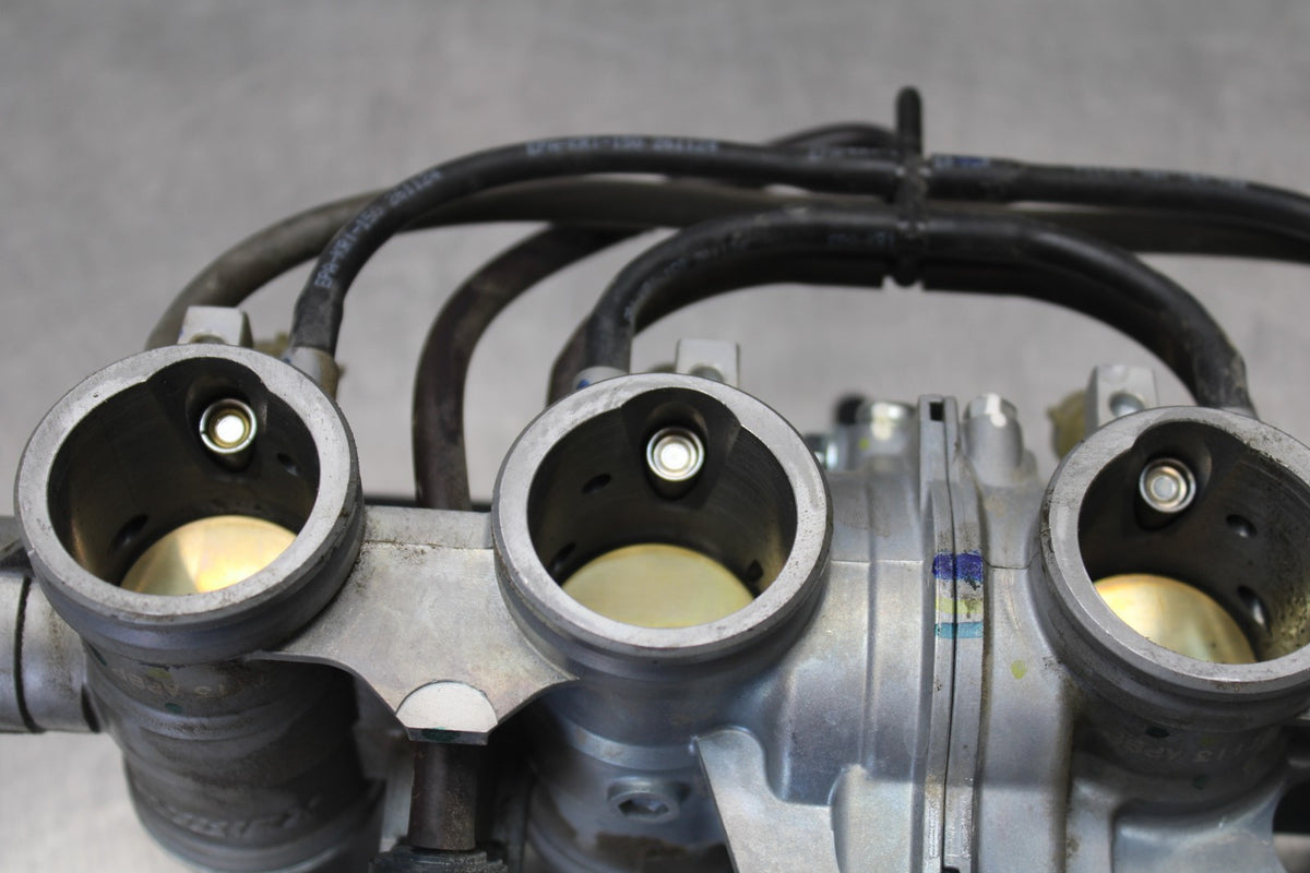 23-26 KAWASAKI NINJA ZX4RR MAIN FUEL INJECTORS / THROTTLE BODIES BB872