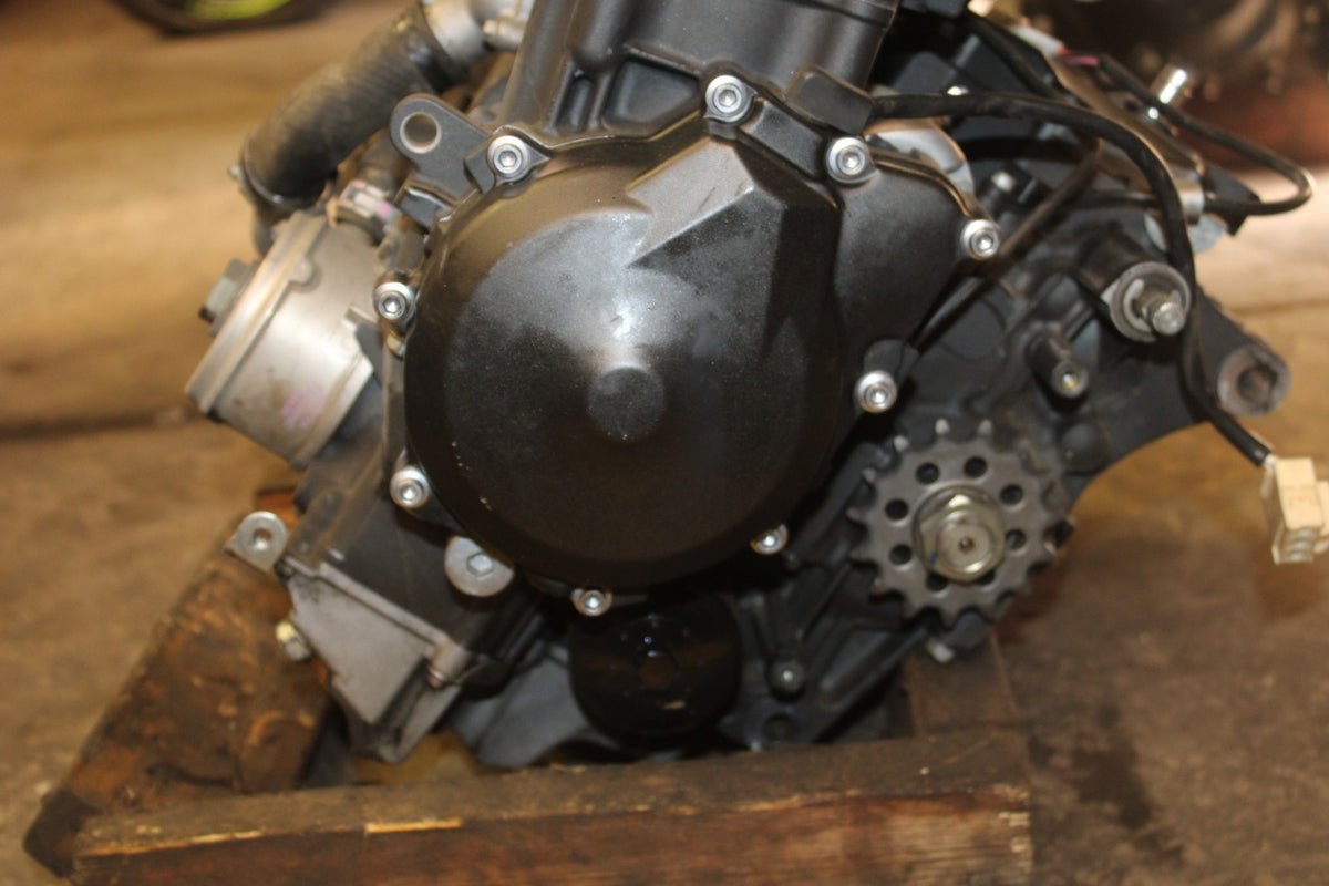 08-16 YAMAHA YZF R6 ENGINE MOTOR BB929