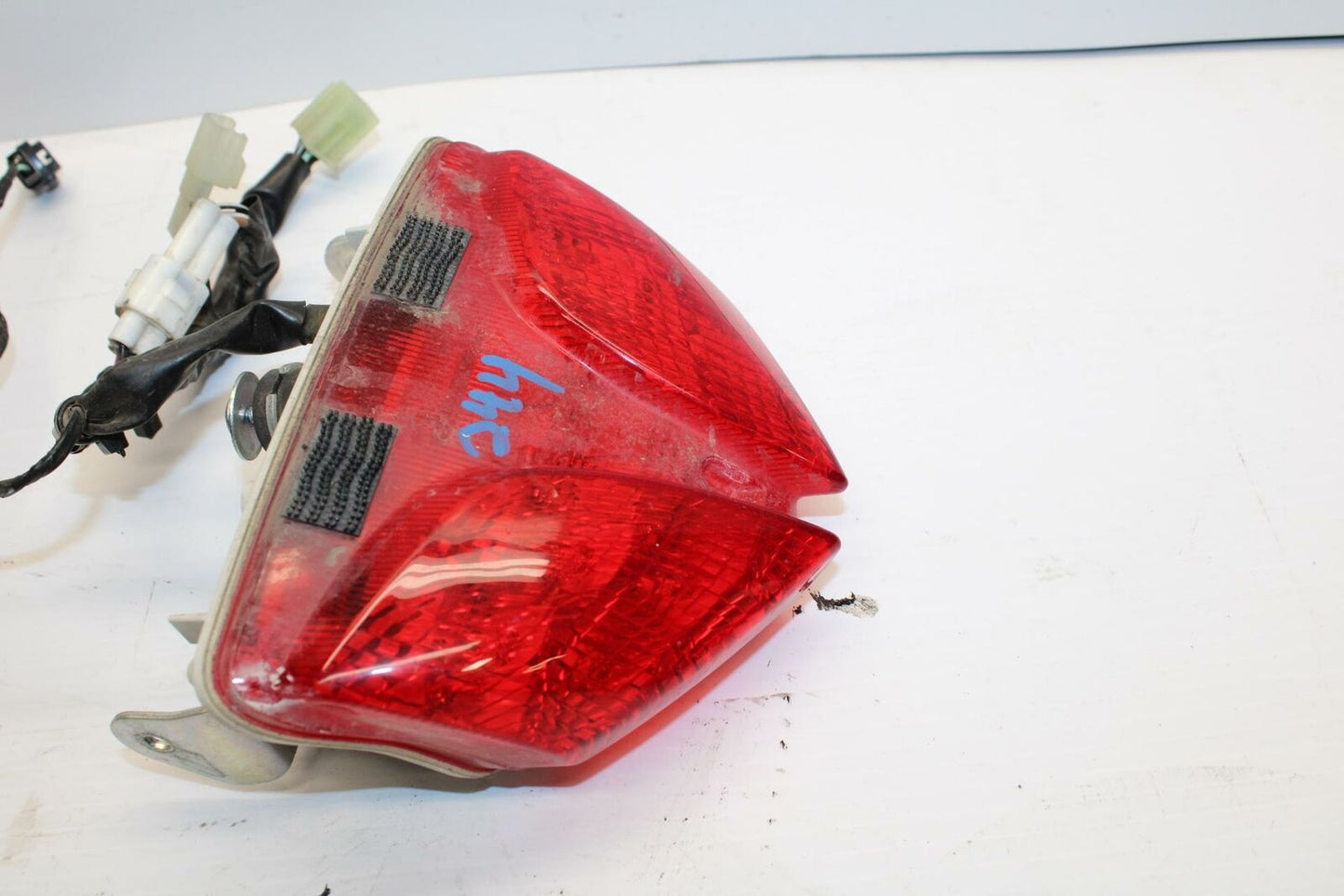 08-09 SUZUKI GSXR600 REAR TAIL TAILLIGHT BACK BRAKE LIGHT  BB244