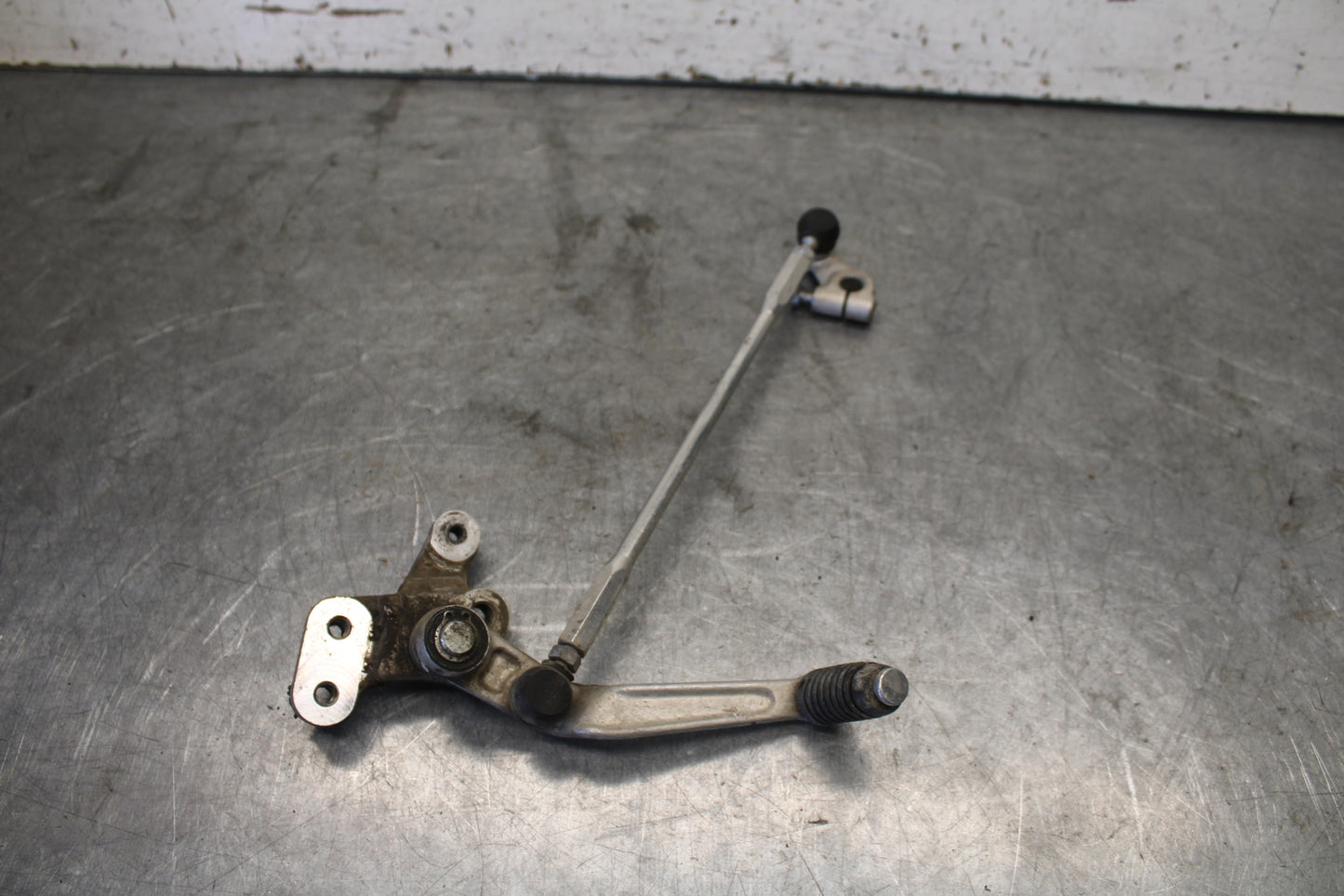 06-07 SUZUKI GSXR 600 SHIFTER LINKAGE SHIFT LINK PEDAL BB694