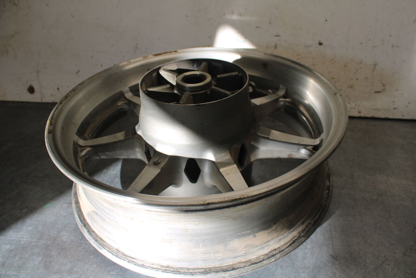 07-08 YAMAHA V STAR 1300 REAR WHEEL BACK RIM BB134