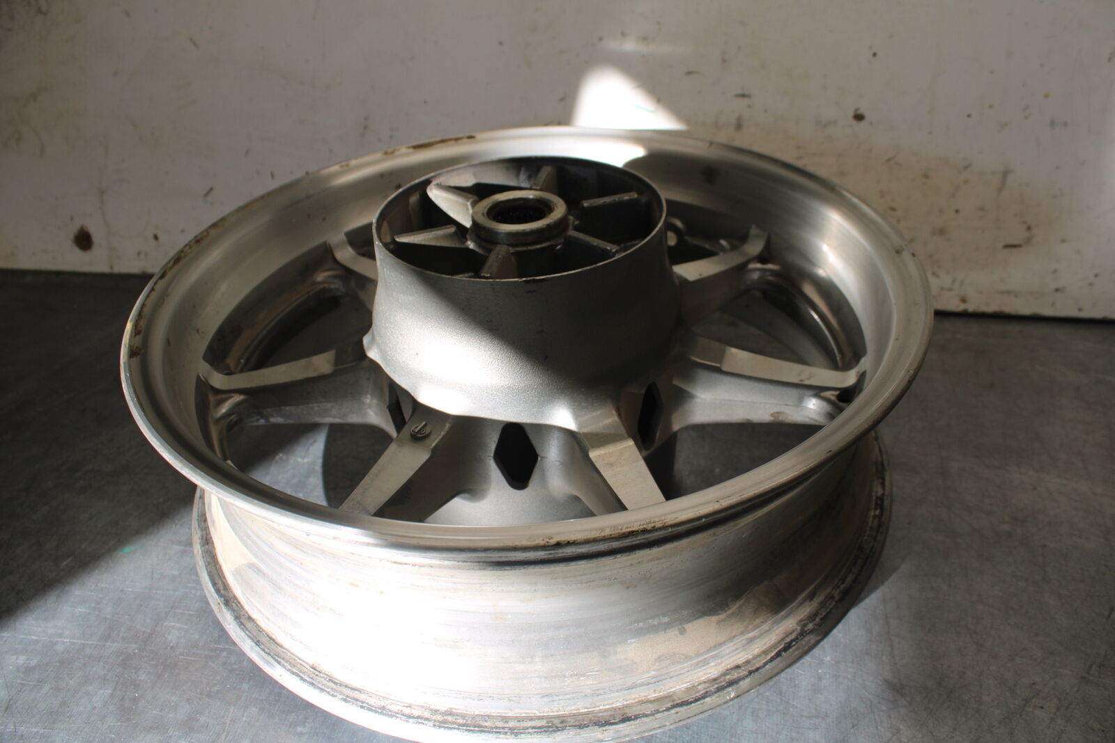 07-08 YAMAHA V STAR 1300 REAR WHEEL BACK RIM BB134