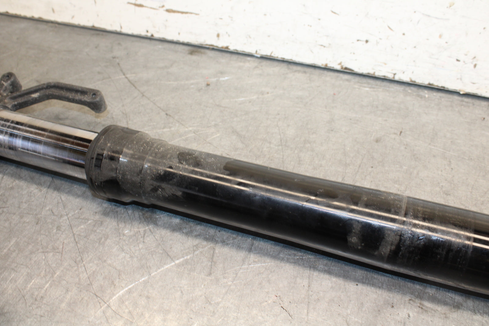 13-18 KAWASAKI NINJA ZX6R FRONT FORKS SHOCK SUSPENSION SET PAIR  BB682