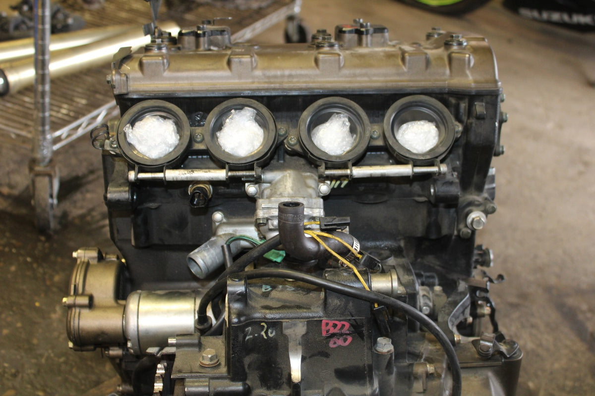 04-05 KAWASAKI NINJA ZX10R ENGINE MOTOR BB931
