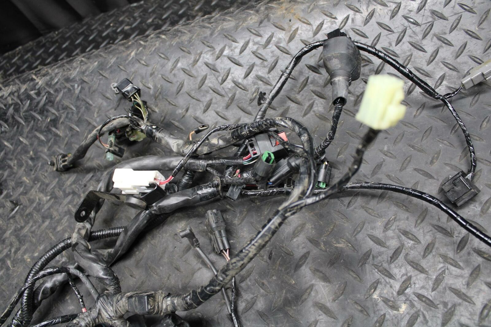 12-17 KAWASAKI NINJA 650 MAIN ENGINE WIRING HARNESS MOTOR WIRE LOOM BB211