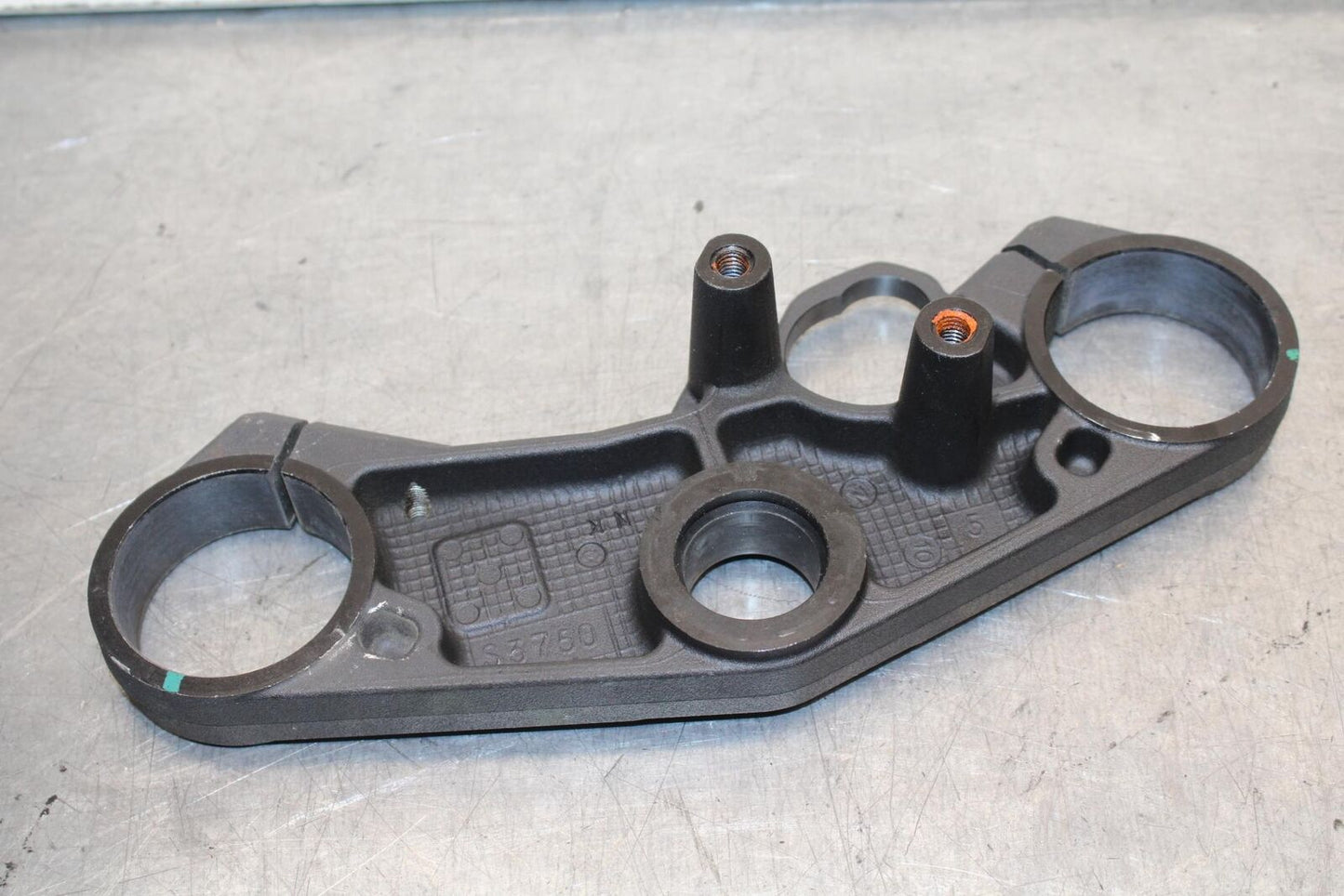 2011 Suzuki GSXR600 FORKS UPPER TRIPLE TREE CLAMP 51311-01H00 BB94