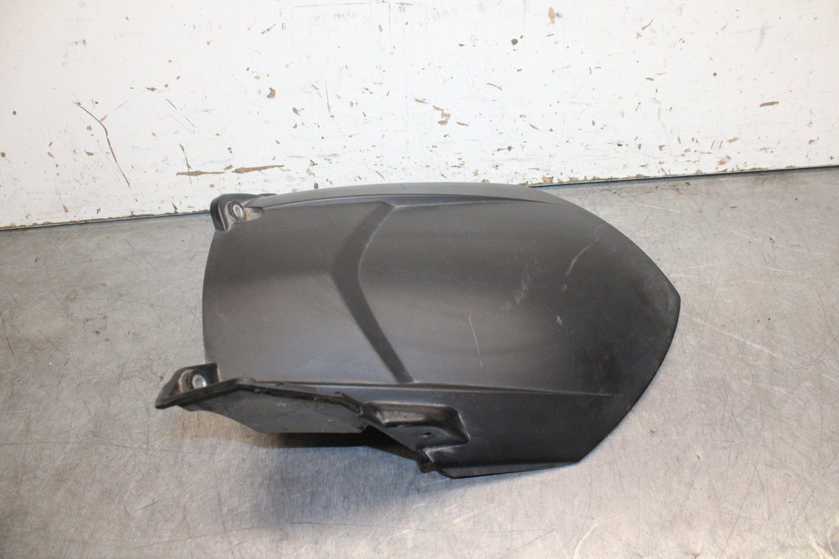 07-08 YAMAHA YZF R1 REAR BACK WHEEL TIRE HUGGER FENDER BB724