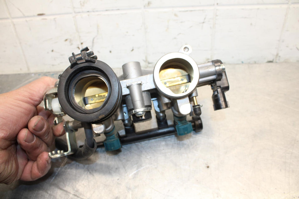 18-20 YAMAHA MT-07  MT-07 ABS MAIN FUEL INJECTORS / THROTTLE BODIES BB454