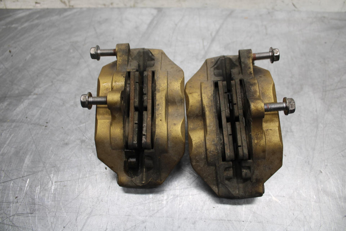 02-03 HONDA CBR900RR 954 RIGHT LEFT FRONT BRAKE CALIPER SET PAIR CALIPERS BB497