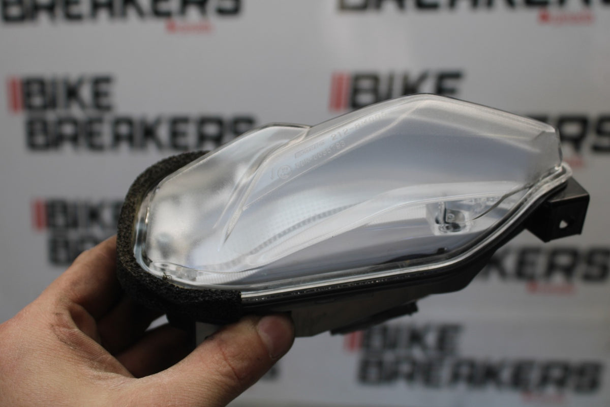 23-24 YAMAHA MT-07 FRONT RIGHT HEADLIGHT HEAD LIGHT LAMP BB927