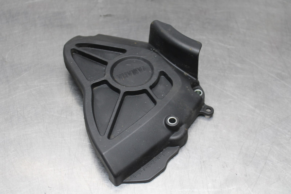 18 YAMAHA YZF R1  ENGINE SPROCKET COVER BB838