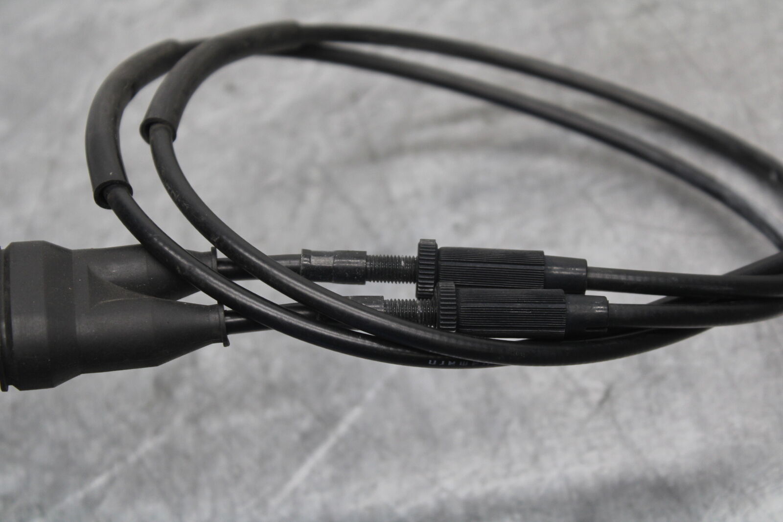 09-12 KAWASAKI NINJA ZX6R THROTTLE CABLE LINE HOUSING GUIDE BB698