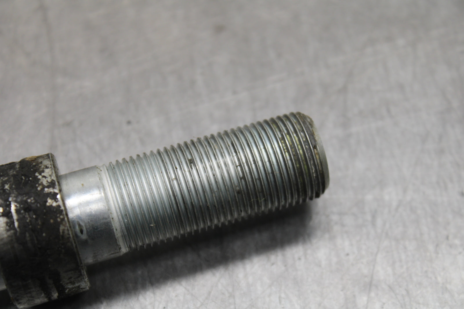 12-17 KAWASAKI NINJA 650 FRONT WHEEL RIM AXLE PIVOT BOLT BB129