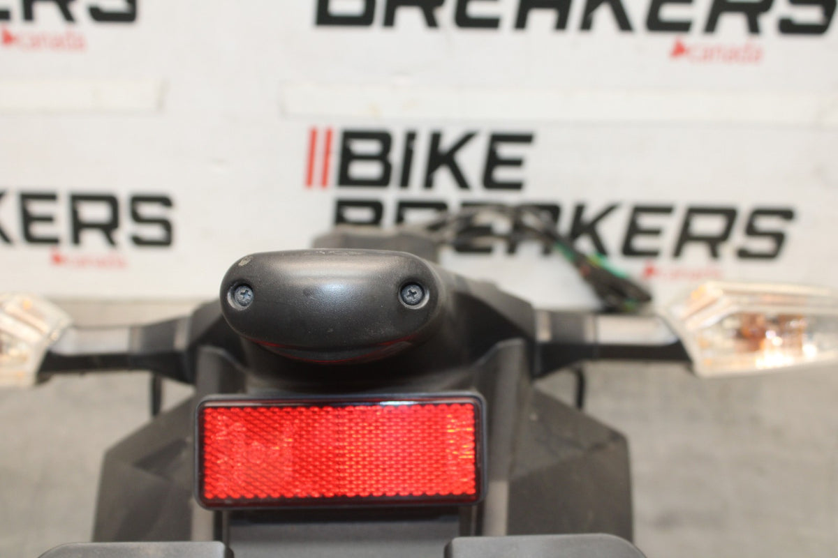 12 KAWASAKI NINJA 650 EX650E REAR BACK FENDER MUD GUARD & LIGHTS BB926