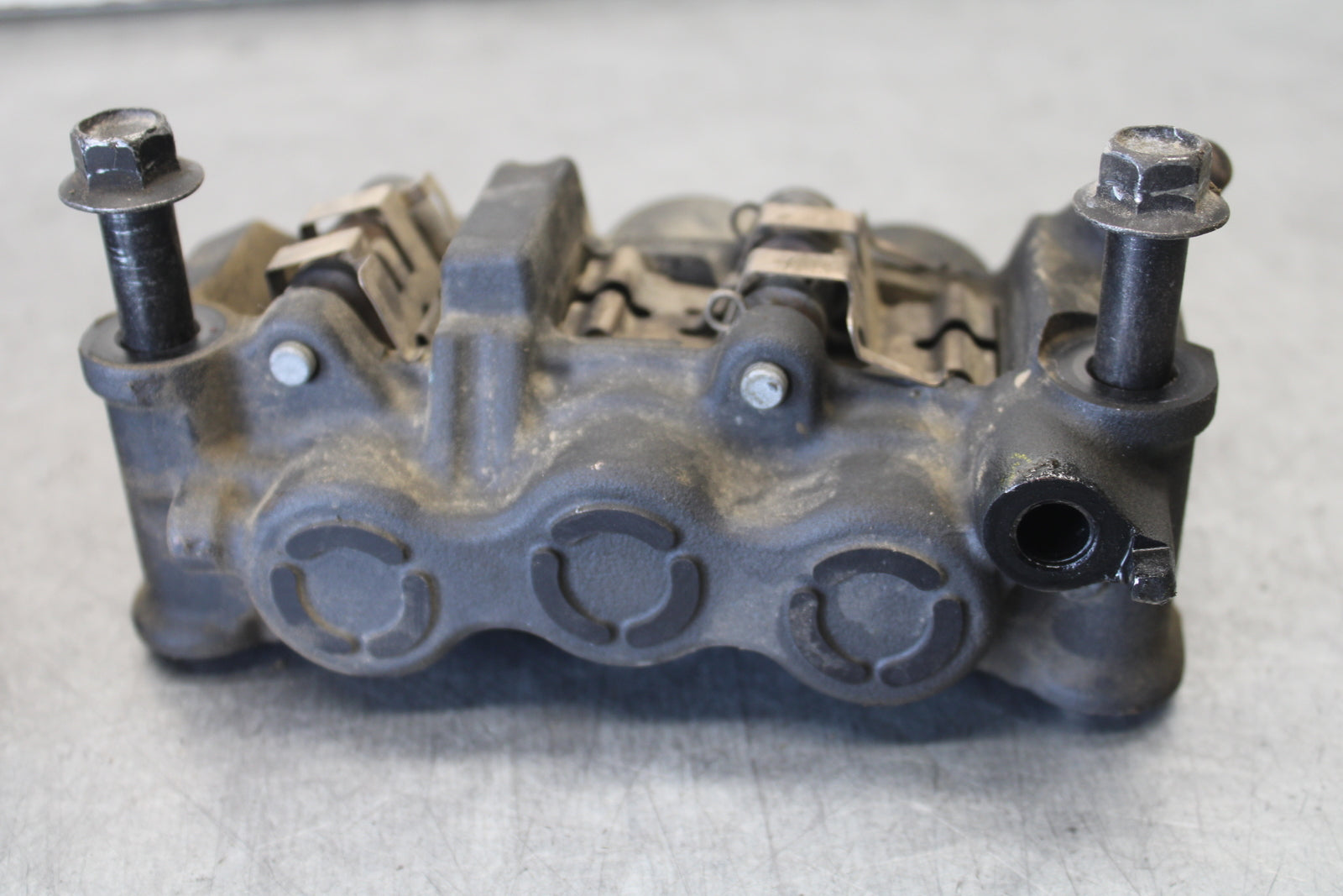 09-14 YAMAHA YZF R1 RIGHT LEFT FRONT BRAKE CALIPER SET PAIR CALIPERS BB696
