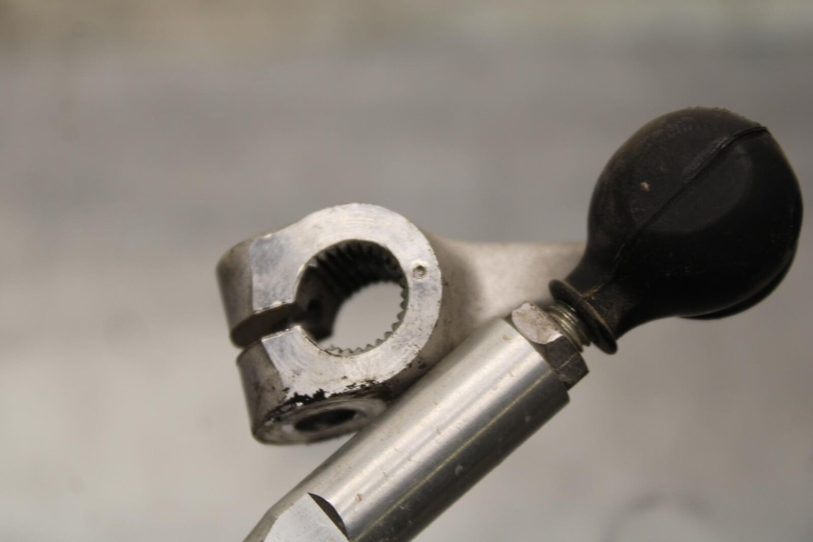 2006 Yamaha YZF R6 SHIFTER PEDAL 2C0-18110-01-00 BB560