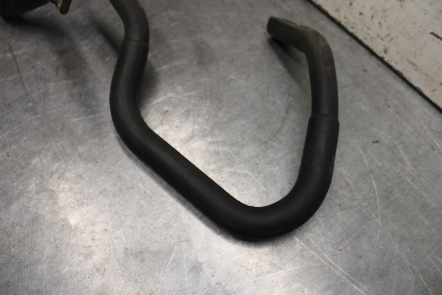 05-06 YAMAHA ROYAL STAR PASSENGER REAR SEAT GRAB BAR HANDLE SET BB697