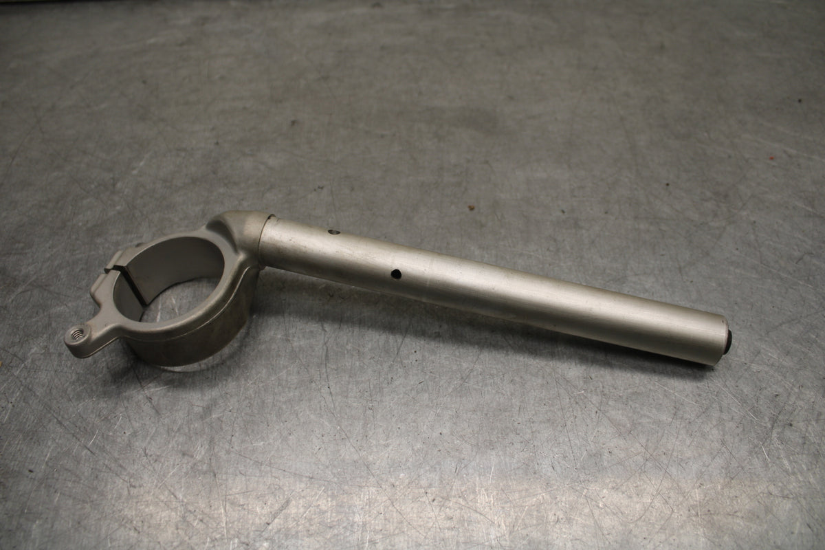 09-14 YAMAHA YZF R1 RIGHT CLIP ON HANDLEBAR 14B-26122-00-00 BB696