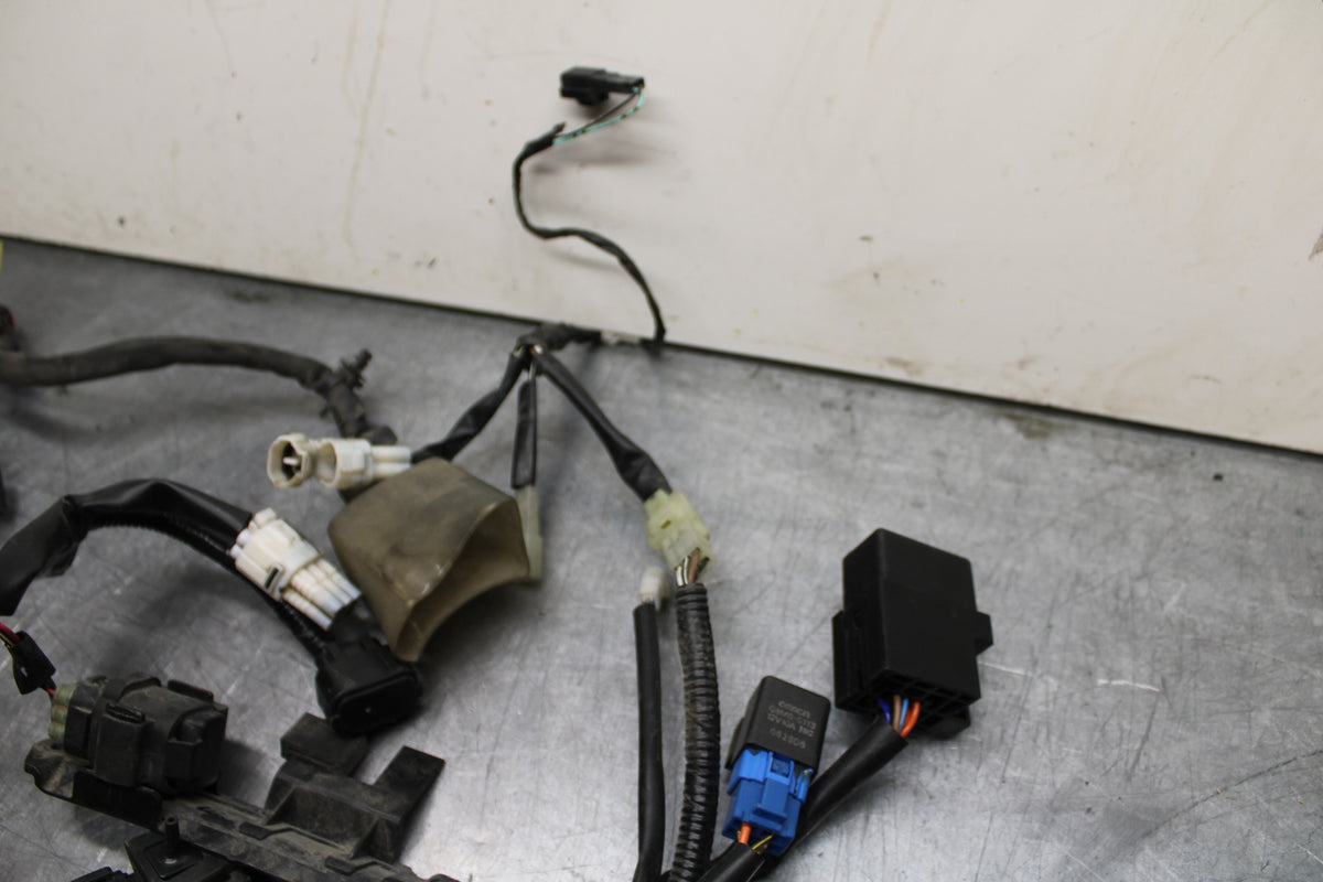 08-10 SUZUKI GSXR 600 MAIN ENGINE WIRING HARNESS MOTOR WIRE LOOM BB753