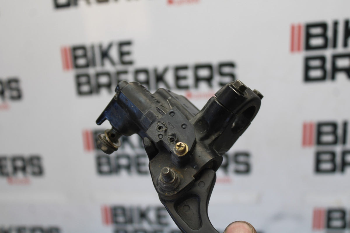 06 KAWASAKI KLR650 FRONT BRAKE MASTER CYLINDER w/ LEVER BB919