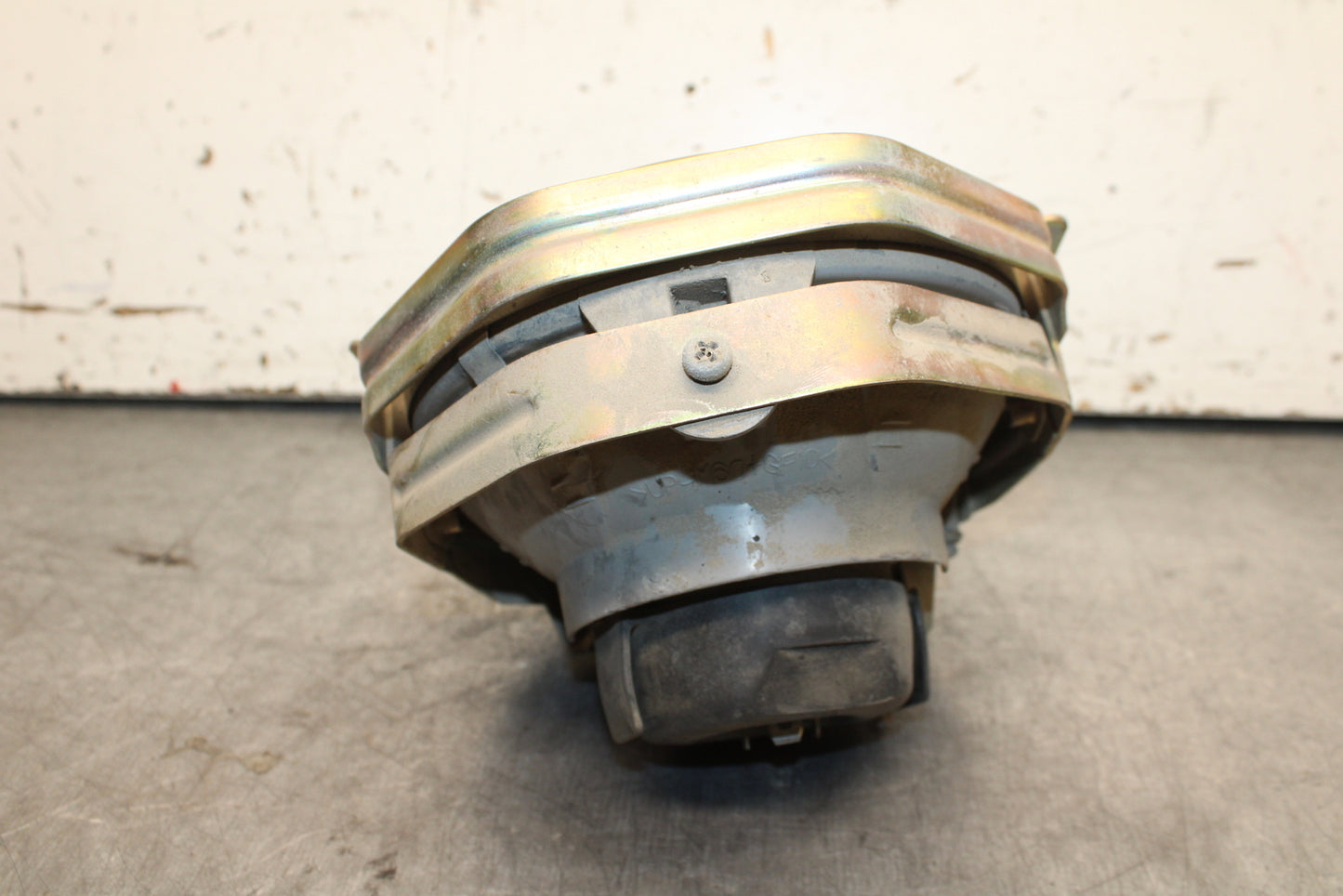 02-04 HONDA VTX1800S SINGLE HEADLIGHT HEAD LAMP LIGHT BB712
