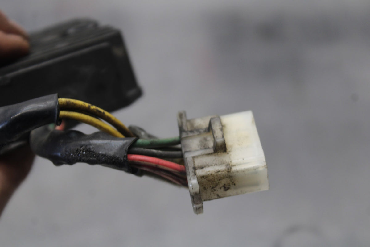 84 HONDA INTERCEPTOR 1000 VF1000F RECTIFIER VOLTAGE REGULATOR BB878